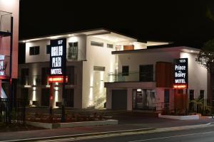 103 prince of bealey motel