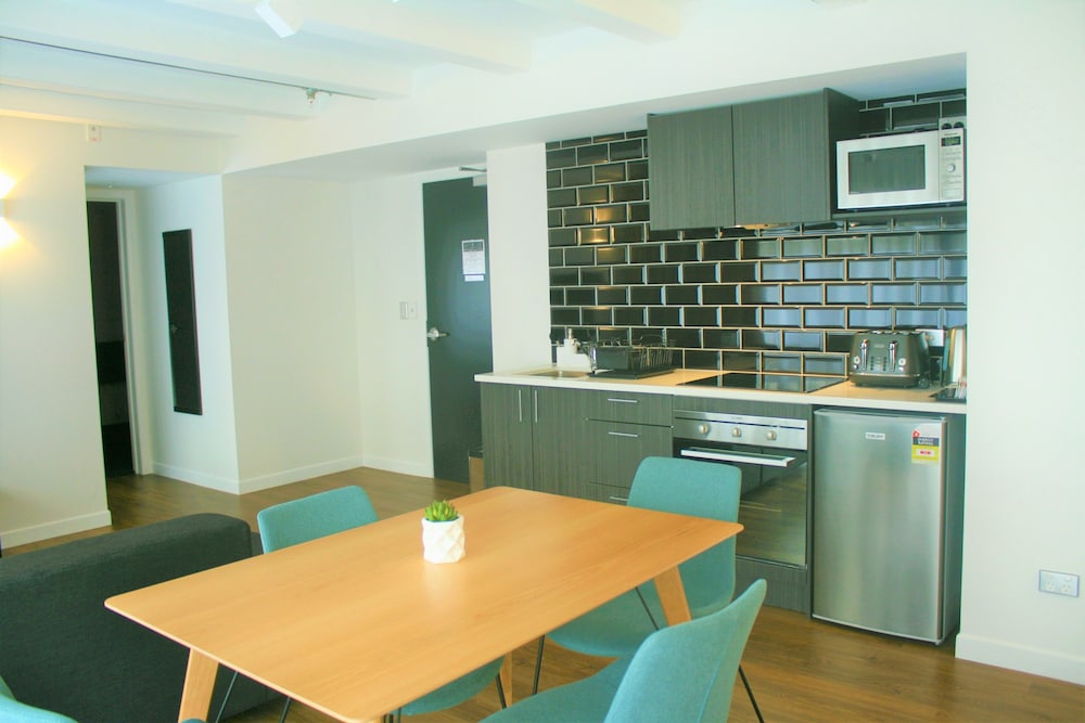 no 9 hotel