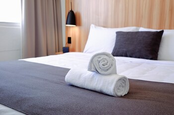 no 9 hotel