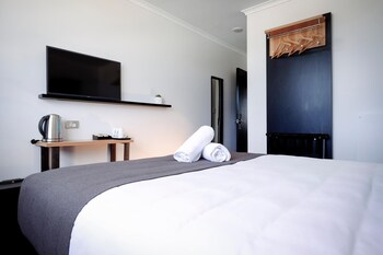no 9 hotel