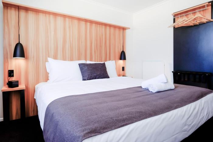 no 9 hotel