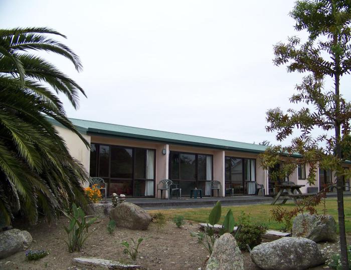 karamea village hotel