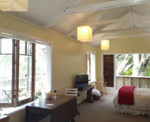 ohiwa seascape studios