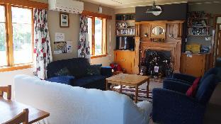 surat bay lodge and backpackers hostel