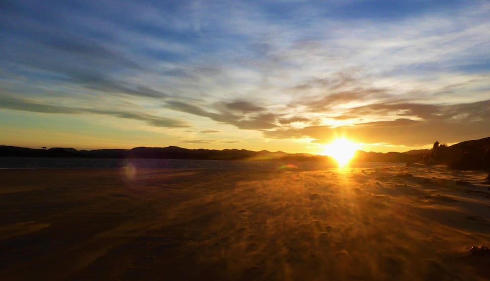 surat bay lodge and backpackers hostel