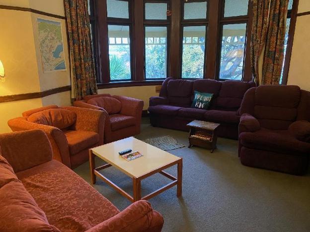 manor house backpackers