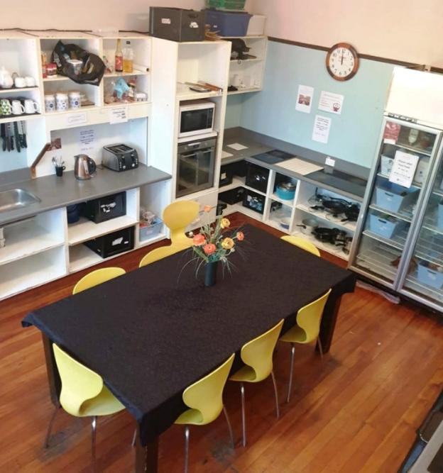 manor house backpackers