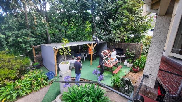 manor house backpackers