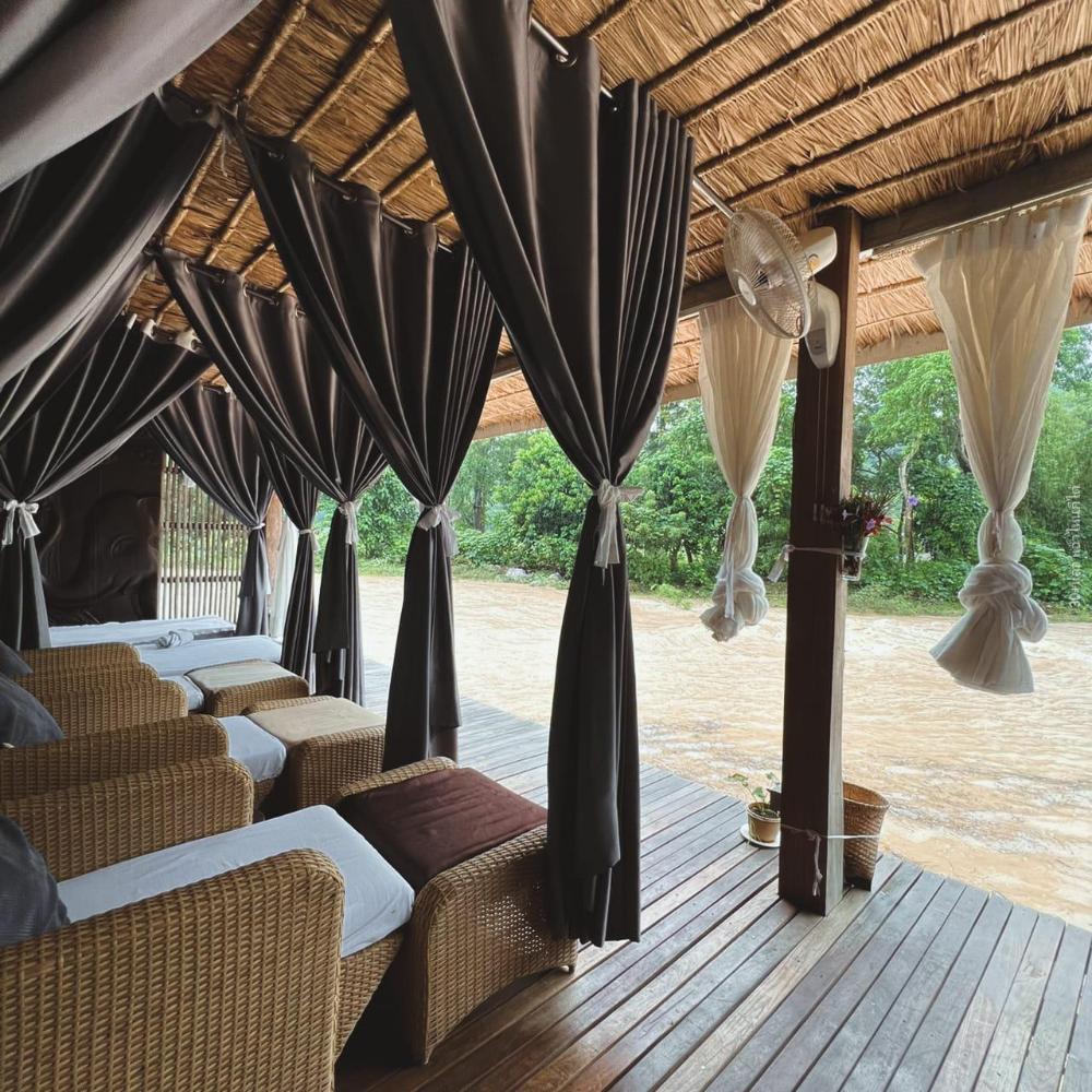 vangvieng angsavanh resort