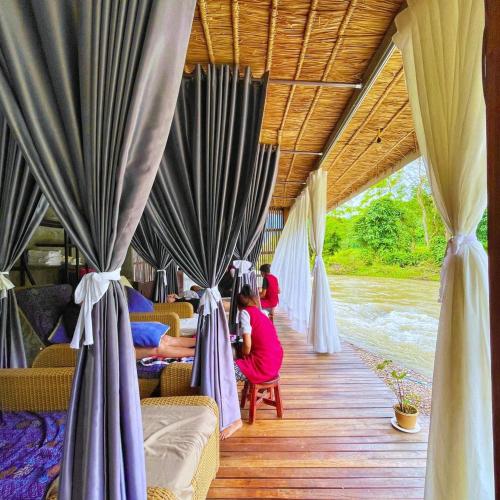 vangvieng angsavanh resort