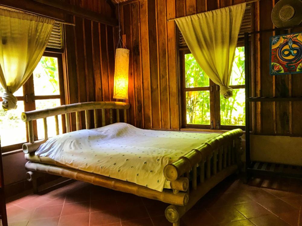 vanvisa at the falls