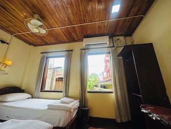 silikhane guesthouse