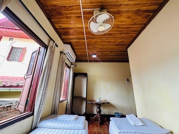 silikhane guesthouse