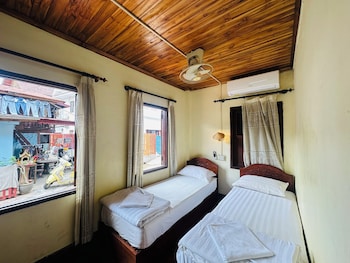 silikhane guesthouse