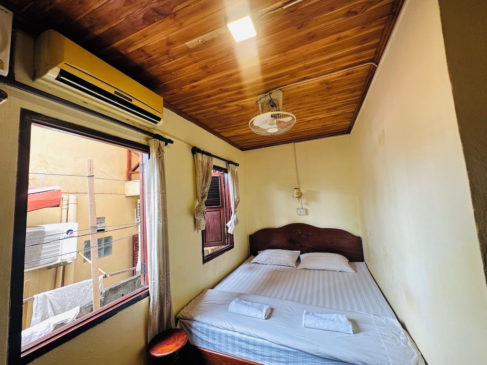 silikhane guesthouse