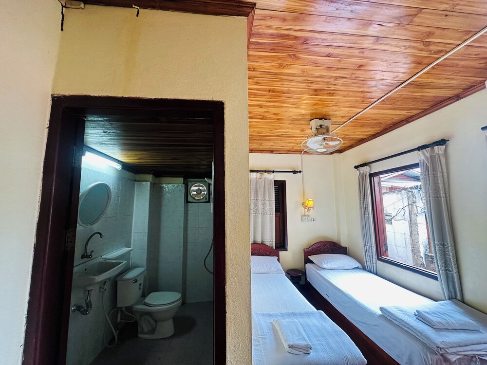 silikhane guesthouse