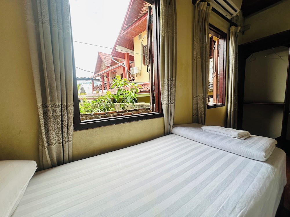 silikhane guesthouse