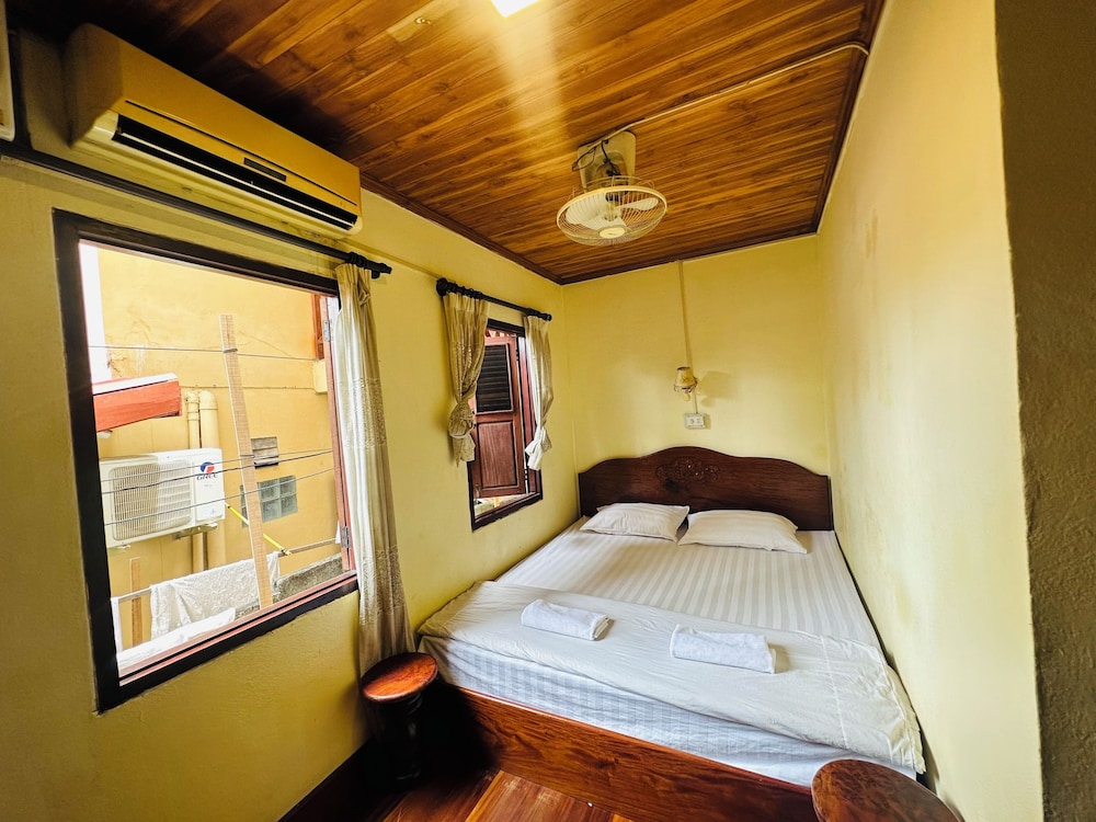 silikhane guesthouse