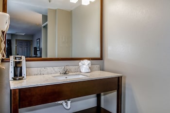 clarion hotel by humboldt bay