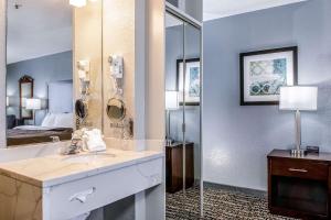 clarion hotel by humboldt bay