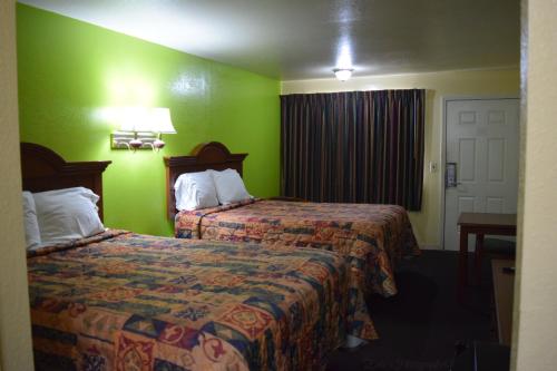 Claremore Motor Inn,Tulsa>>Claremore,2 star
