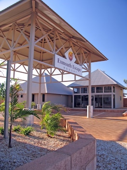 exmouth escape resort