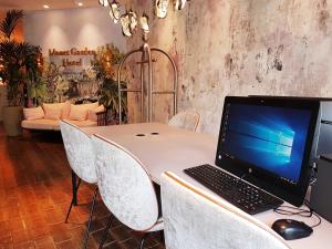 monet garden hotel amsterdam