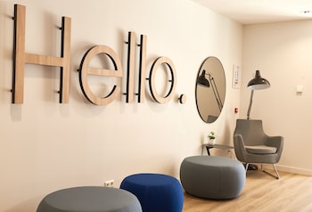 holiday inn express amsterdam city hall an ihg hotel
