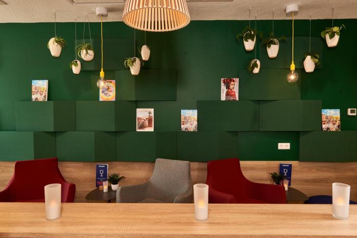 holiday inn express amsterdam city hall an ihg hotel
