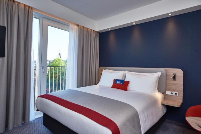 holiday inn express amsterdam city hall an ihg hotel