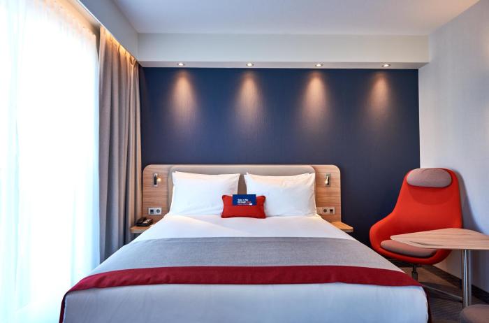 holiday inn express amsterdam city hall an ihg hotel
