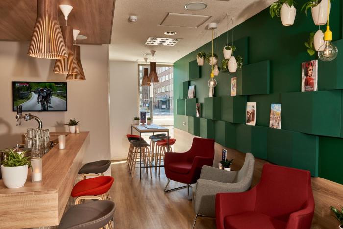 holiday inn express amsterdam city hall an ihg hotel