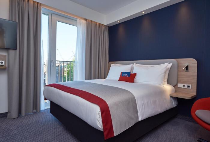 holiday inn express amsterdam city hall an ihg hotel