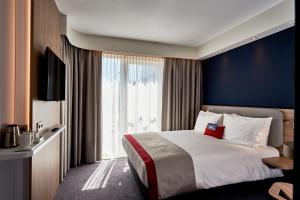 holiday inn express amsterdam city hall an ihg hotel