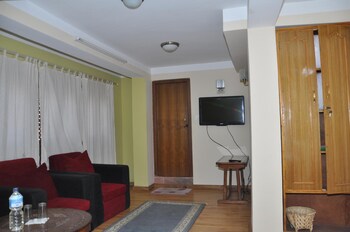 sunny guest house and cafe