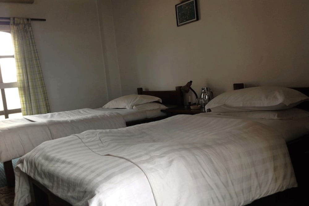 tushita nepal yoga retreat center