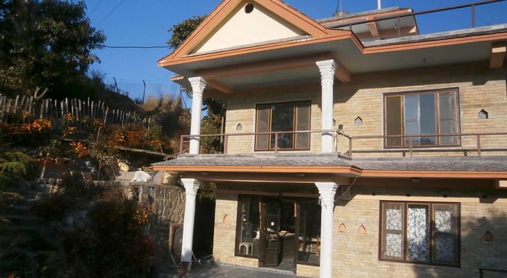 tushita nepal yoga retreat center