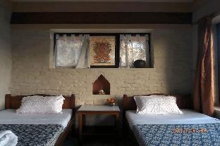 tushita nepal yoga retreat center