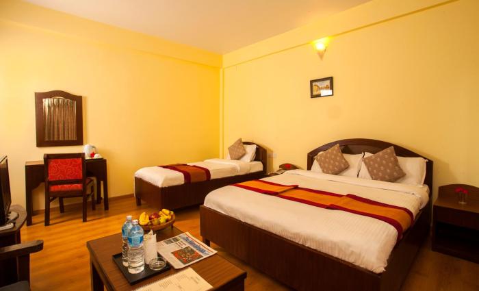 hotel crown himalayas