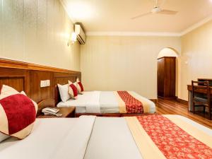 hotel wildlife camp