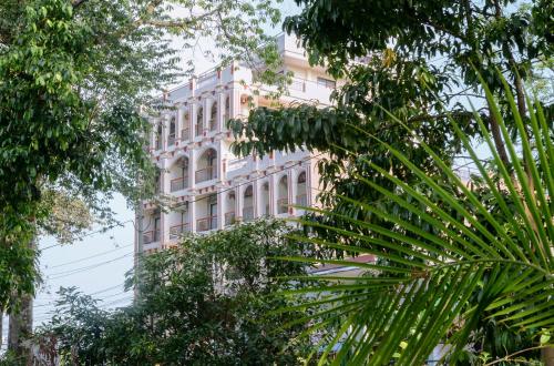 hotel raniban arcade