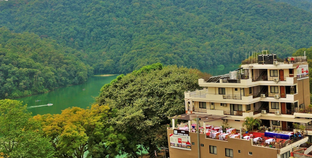 hotel raniban arcade