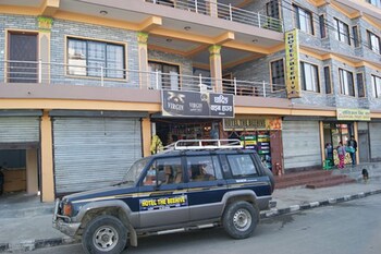 hotel the beehive