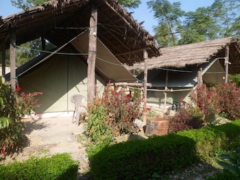 forest hideaway hotel and cottage