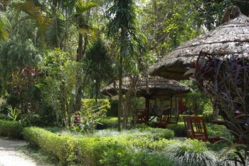 forest hideaway hotel and cottage