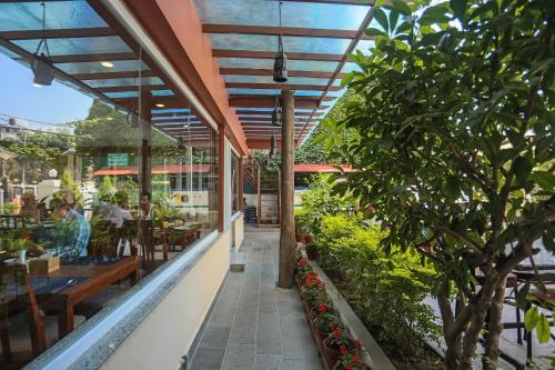 oasis kathmandu hotel