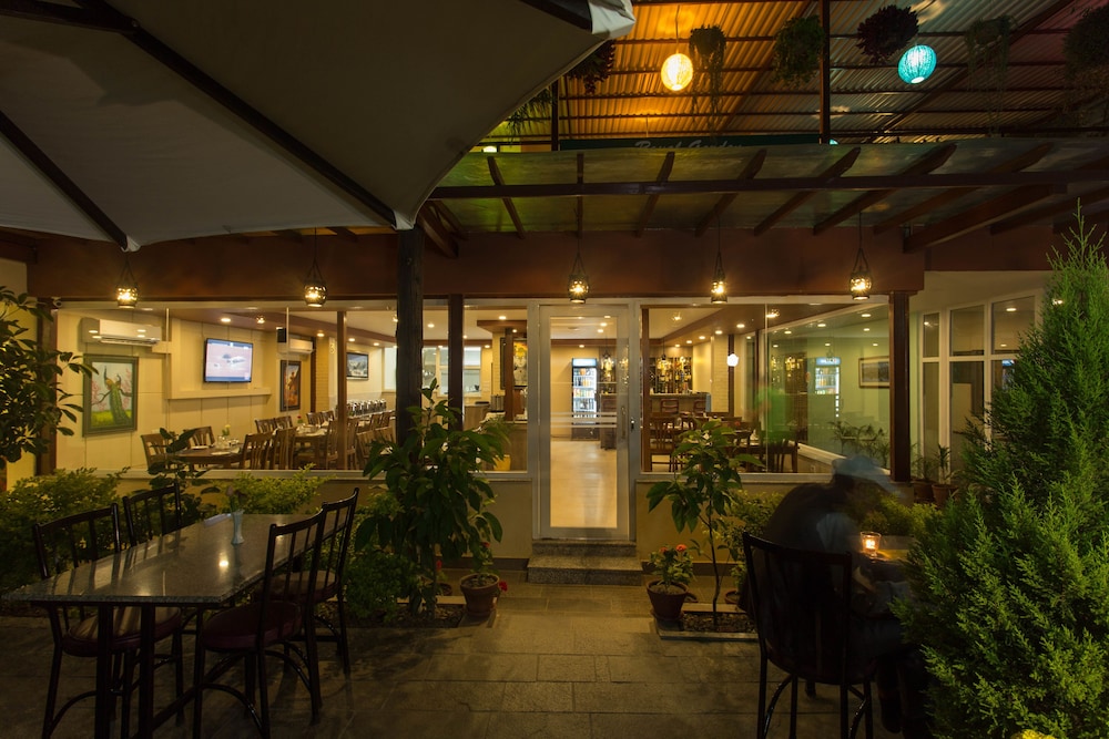 oasis kathmandu hotel
