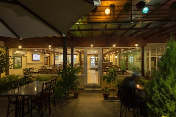 oasis kathmandu hotel