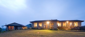 hananoie a permaculture resort