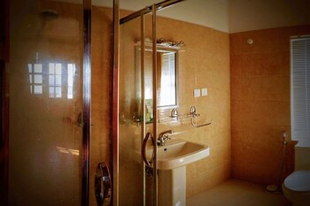 Tokha Holiday Home,Kathmandu Valley>>Kathmandu,3 star